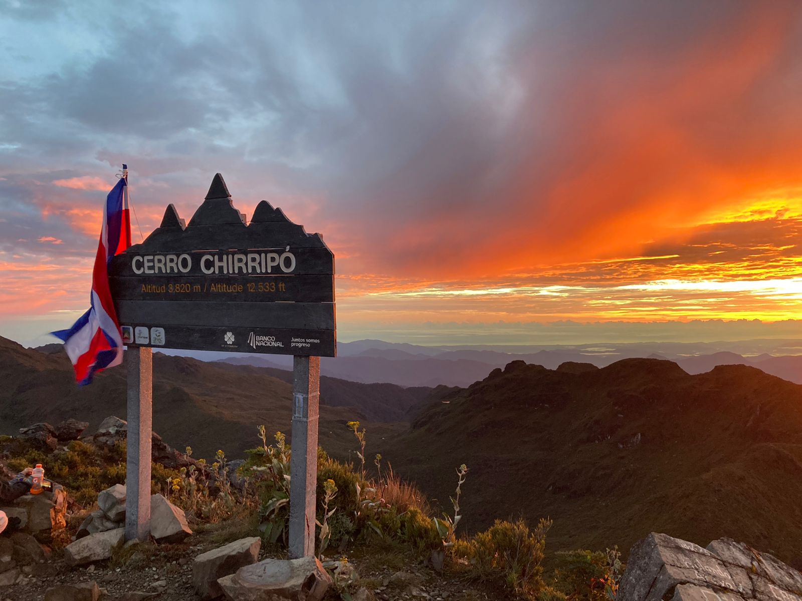 sommet du Chirripo ensoleillé